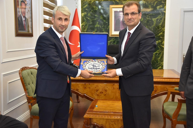 Salihli  İlçe Kaymakamı  Sayın Ali GÜLDOĞAN'a hayırlı olsun ziyareti